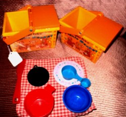 2 1974 FISHER PRICE PLASTIC PICNIC BASKET,HANDLES,CLOTH, DISHES